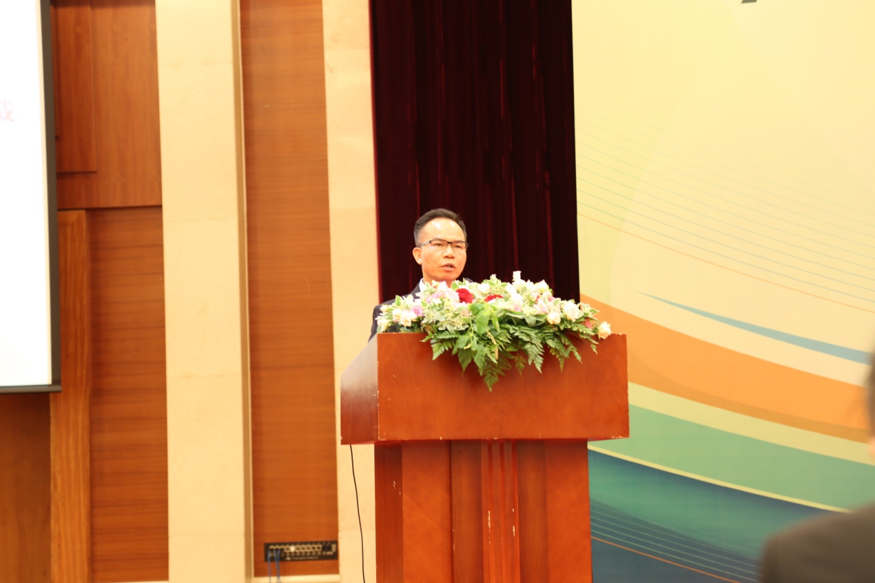 捕鱼游戏在线玩
集团控股有限公司副总裁赖志强